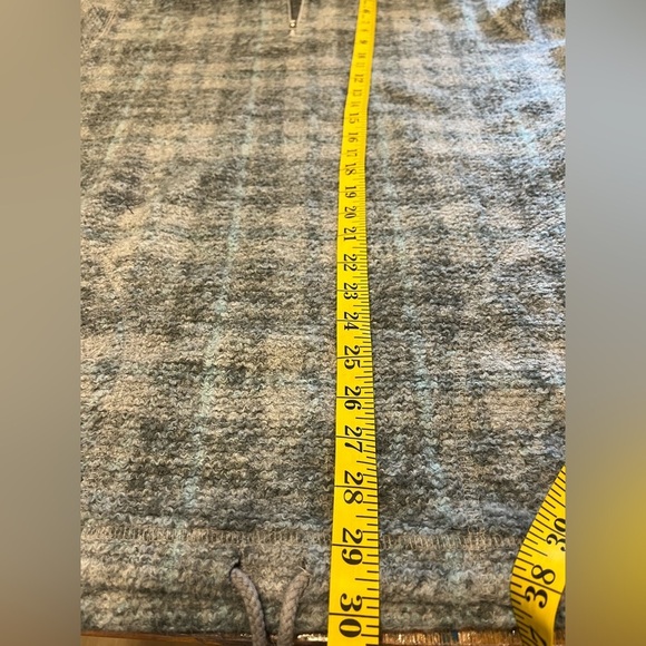 🩶 Grey Textured Half-Zip Sweater - Liz Claiborne Liz & Co - Size S🩶 - Picture 4 of 9